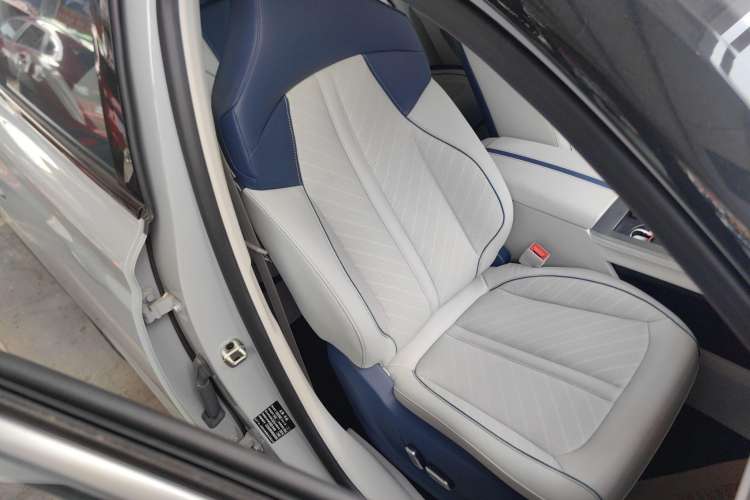 Used Roewe Jing 2022 2.0T Blue Whale Edition Right Front Seat