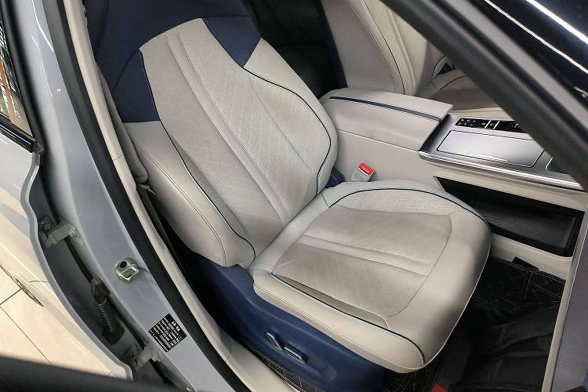 Used Roewe Jing 2022 2.0T Blue Whale Edition Right Front Seat