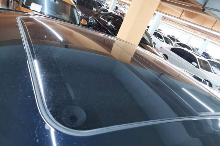 Used Roewe Jing 2022 2.0T Blue Whale Edition Roof