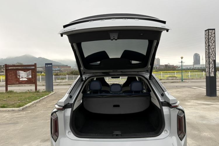 Used Roewe Jing 2022 2.0T Blue Whale Edition Trunk