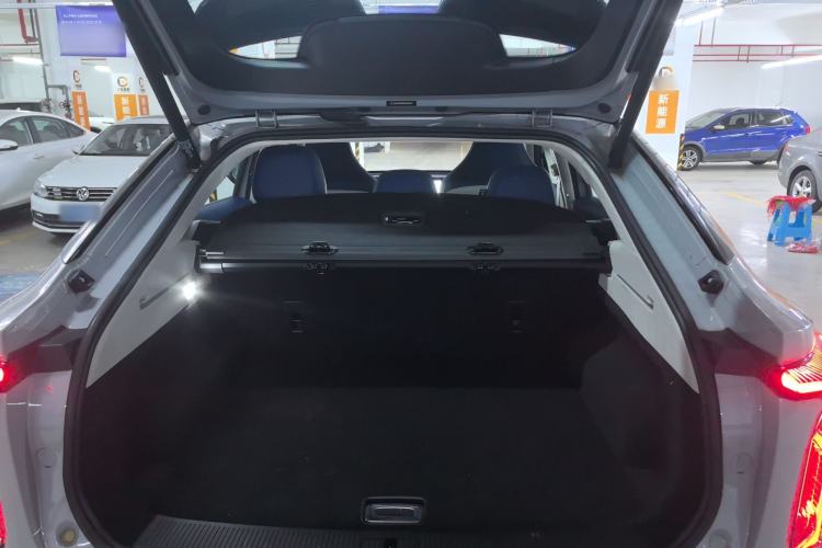 Used Roewe Jing 2022 2.0T Blue Whale Edition Trunk