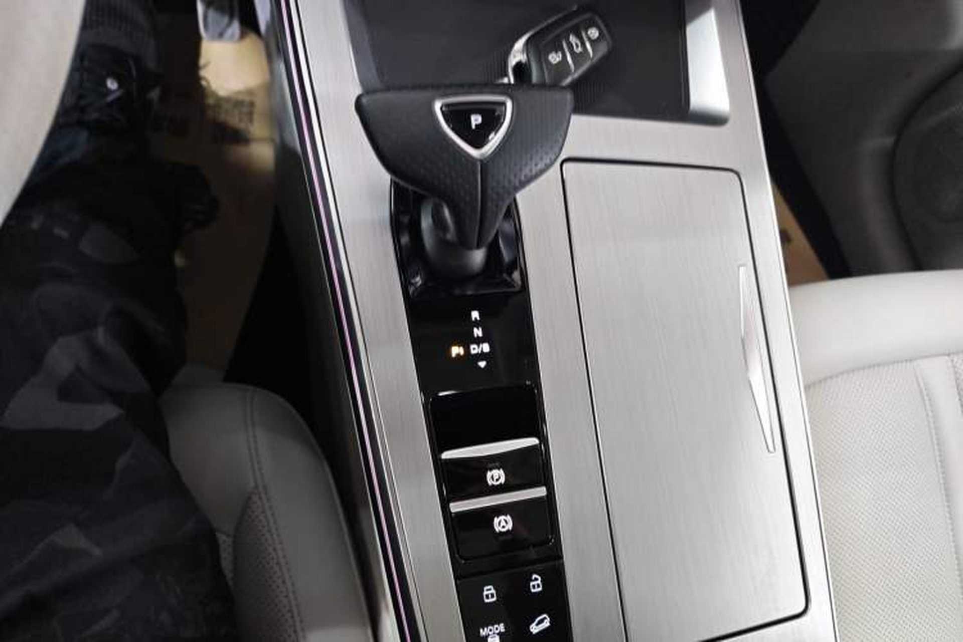Used Roewe Jing 2022 2.0T Orca Edition Gear Lever