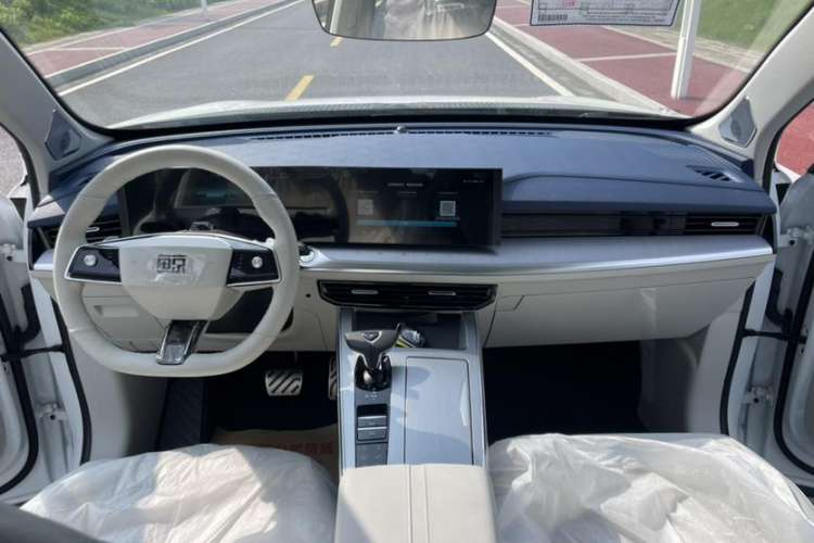 Used Roewe Jing 2022 2.0T Orca Edition Interior 7