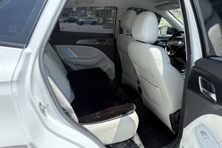 Used Roewe Longmao 2022 1.5L Dynamic Cat Edition Interior 6
