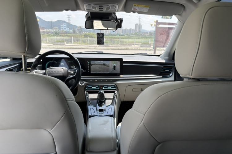 Used Roewe Longmao 2022 1.5L Dynamic Cat Edition Interior 7