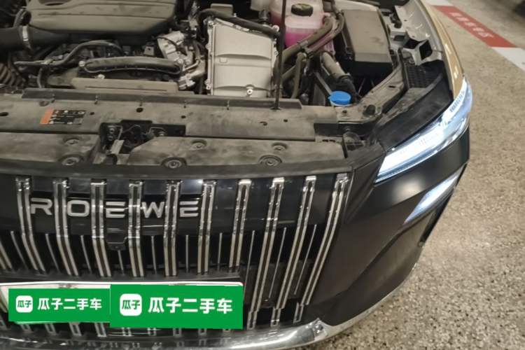 Used Roewe M7 DMH 2025 Model 160km Premium Version Engine Bay Left