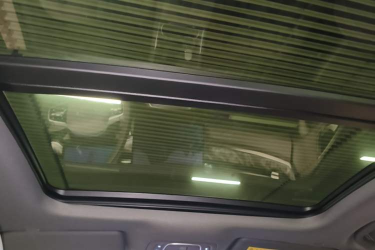 Used Roewe M7 DMH 2025 Model 160km Premium Version Headliner