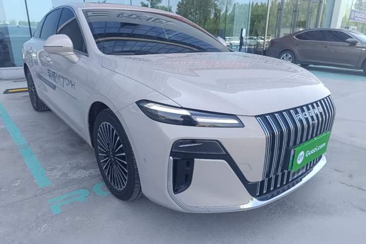 Used Roewe M7 DMH 2025 Model 160km Premium Version Exterior 1