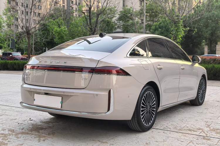 Used Roewe M7 DMH 2025 Model 160km Premium Version Exterior 8
