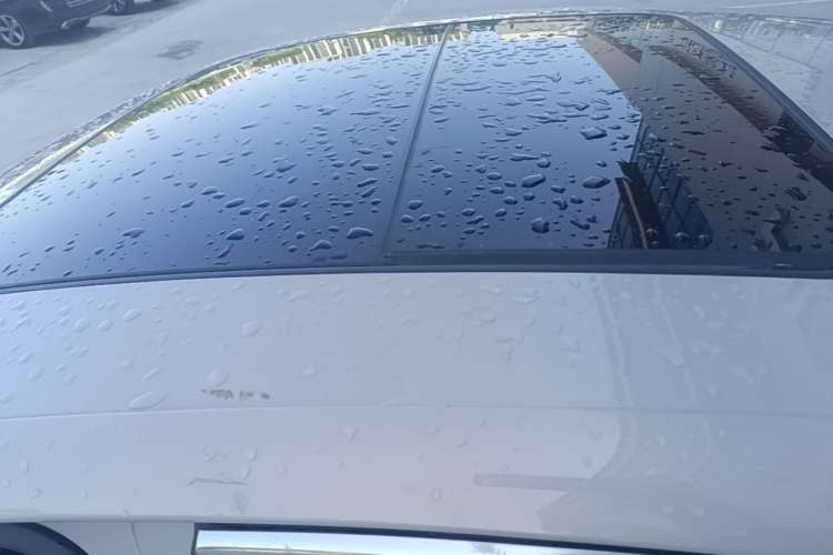Used Roewe M7 DMH 2025 Model 160km Premium Version Roof