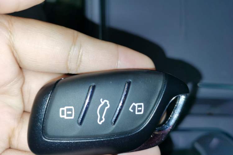 Used Roewe M7 DMH 2025 Model 160km Comfort Version Vehicle Key