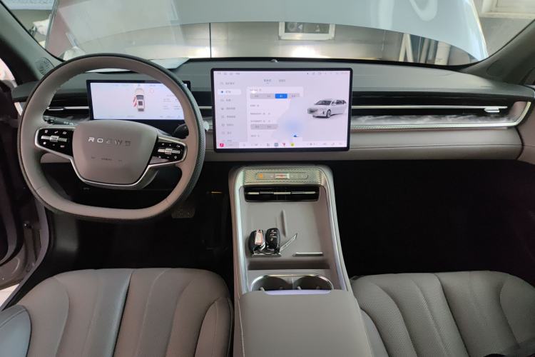 Used Roewe M7 DMH 2025 Model 160km Enjoyment Version Center Console