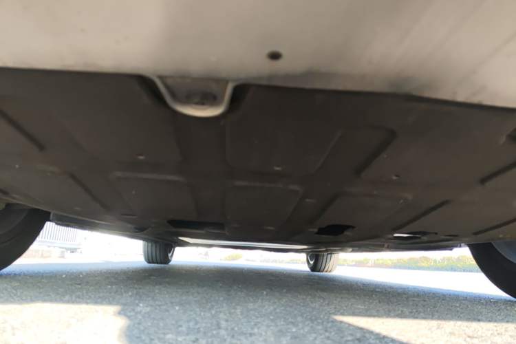 Used Roewe M7 DMH 2025 Model 160km Premium Version Chassis Front