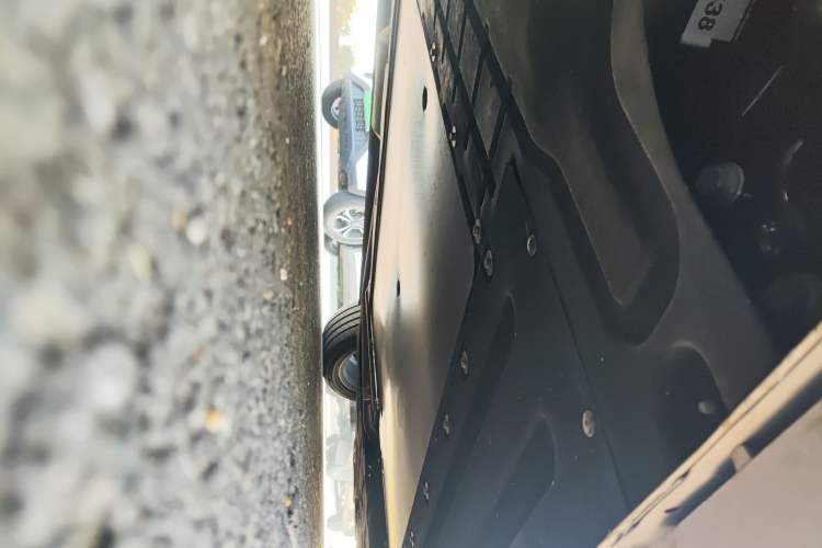 Used Roewe M7 DMH 2025 Model 160km Premium Version Chassis Rear Right