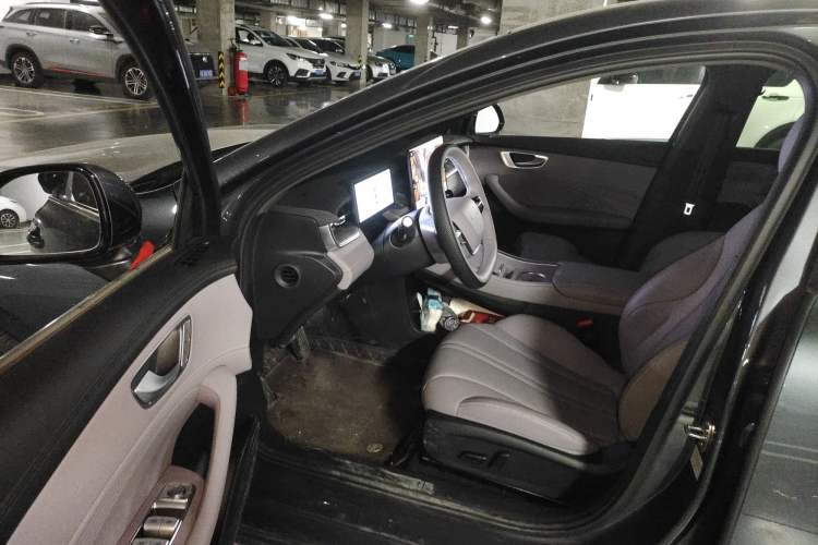 Used Roewe M7 DMH 2025 Model 160km Comfort Version Driver Seat