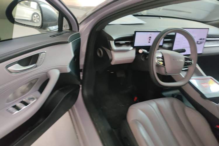 Used Roewe M7 DMH 2025 Model 160km Enjoyment Version Driver Seat