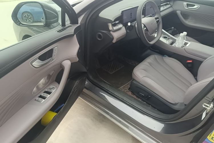 Used Roewe M7 DMH 2025 Model 160km Enjoyment Version Driver Seat
