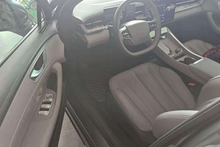 Used Roewe M7 DMH 2025 Model 160km Enjoyment Version Driver Seat