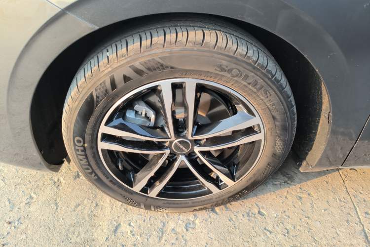Used Roewe M7 DMH 2025 Model 160km Comfort Version Exterior 1