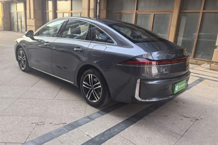 Used Roewe M7 DMH 2025 Model 160km Comfort Version Exterior 6
