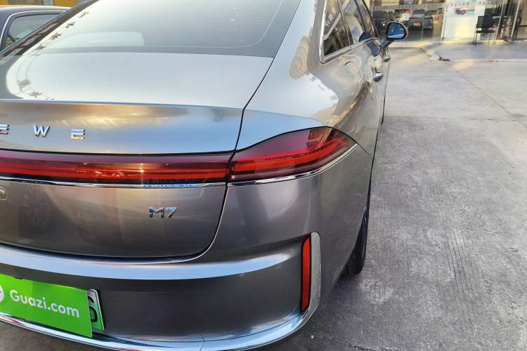 Used Roewe M7 DMH 2025 Model 160km Enjoyment Version Exterior 6
