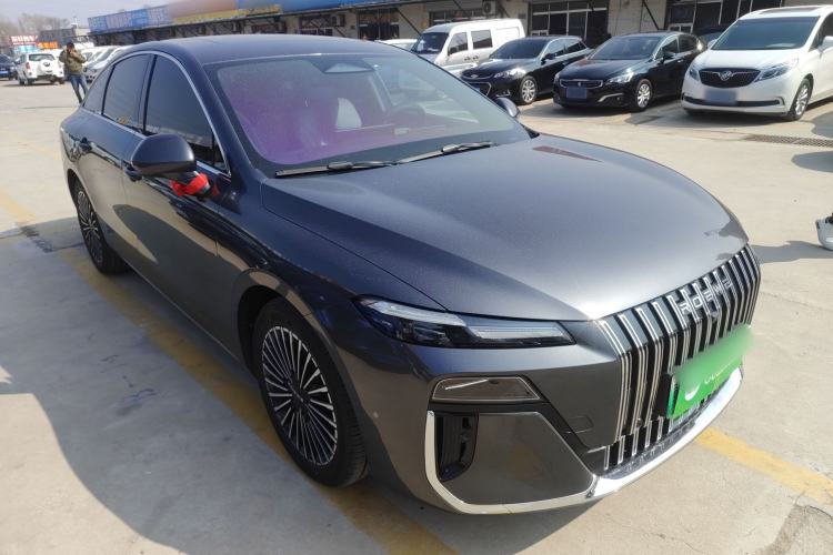 Used Roewe M7 DMH 2025 Model 160km Premium Version Front Right 45 Deg