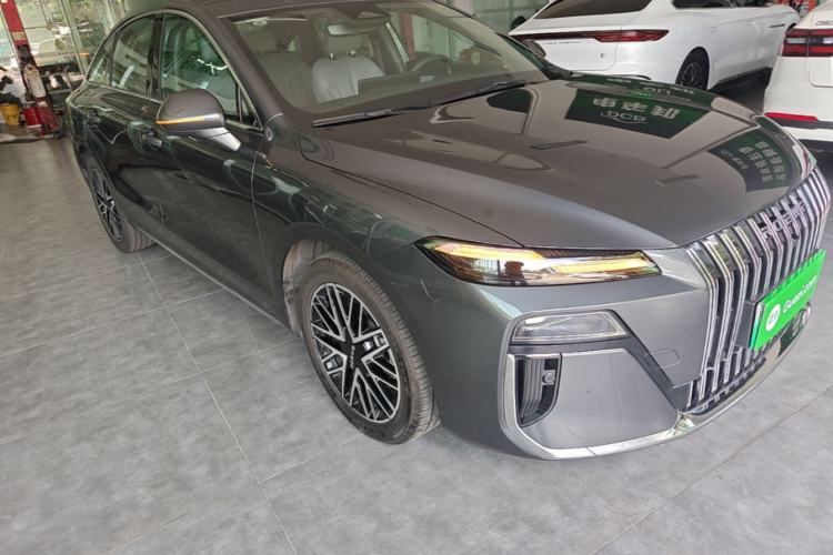 Used Roewe M7 DMH 2025 Model 160km Enjoyment Version Front Right 45 Deg