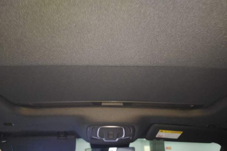 Used Roewe M7 DMH 2025 Model 160km Comfort Version Headliner