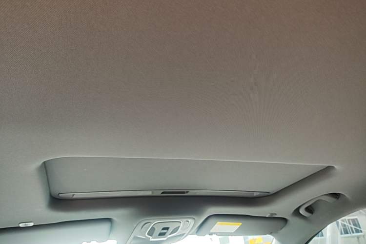 Used Roewe M7 DMH 2025 Model 160km Comfort Version Headliner