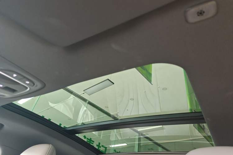 Used Roewe M7 DMH 2025 Model 160km Enjoyment Version Headliner