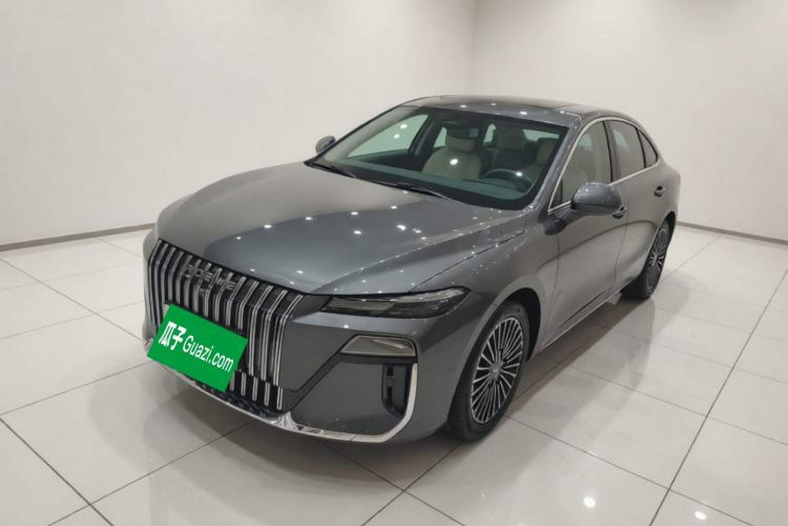 Фото Roewe с площадки