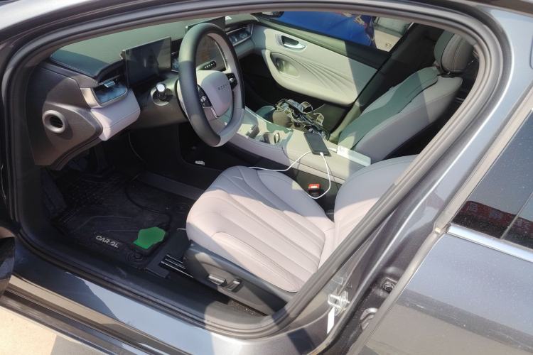 Used Roewe M7 DMH 2025 Model 160km Premium Version Left Front Seat