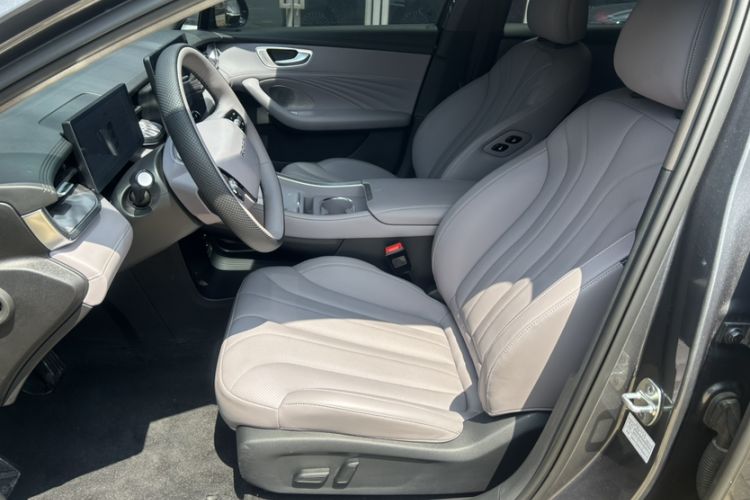 Used Roewe M7 DMH 2025 Model 160km Premium Version Left Front Seat