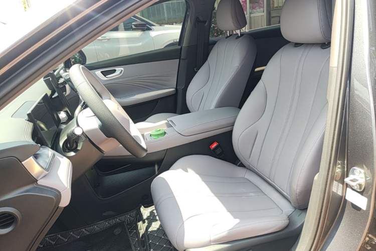 Used Roewe M7 DMH 2025 Model 160km Comfort Version Left Front Seat