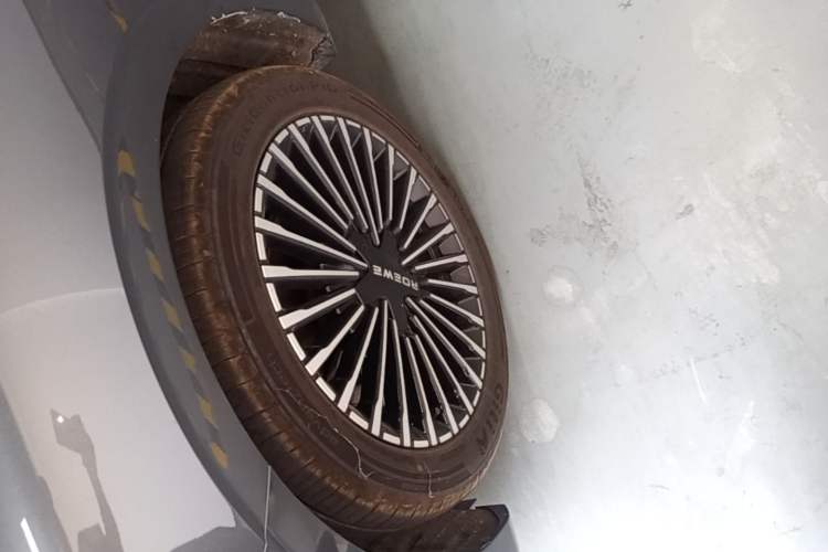 Used Roewe M7 DMH 2025 Model 160km Premium Version Left Front Wheel Hub