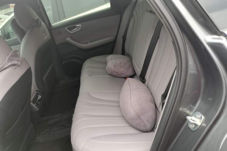 Used Roewe M7 DMH 2025 Model 160km Premium Version Left Rear Seat