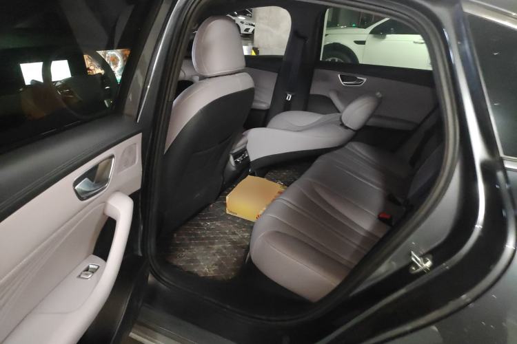 Used Roewe M7 DMH 2025 Model 160km Comfort Version Left Rear Seat