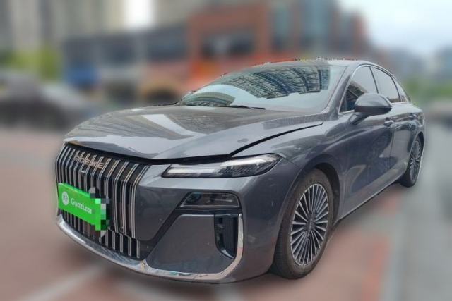 Ojetý Roewe M7 DMH 2025 Model 160km Premium Version
