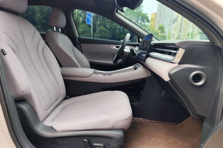 Used Roewe M7 DMH 2025 Model 160km Premium Version Right Front Seat