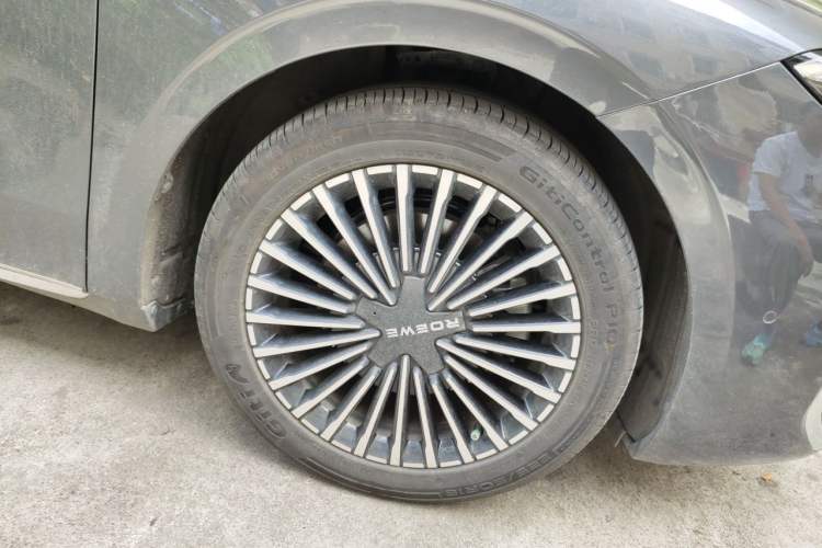 Used Roewe M7 DMH 2025 Model 160km Premium Version Right Front Wheel Hub