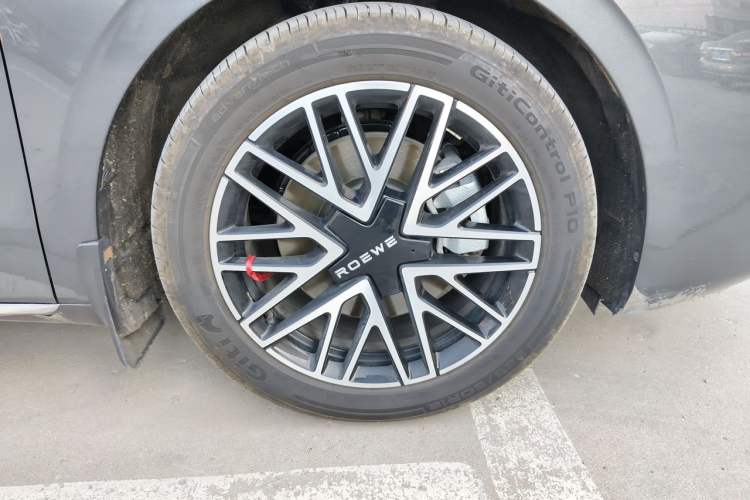 Used Roewe M7 DMH 2025 Model 160km Enjoyment Version Right Front Wheel Hub