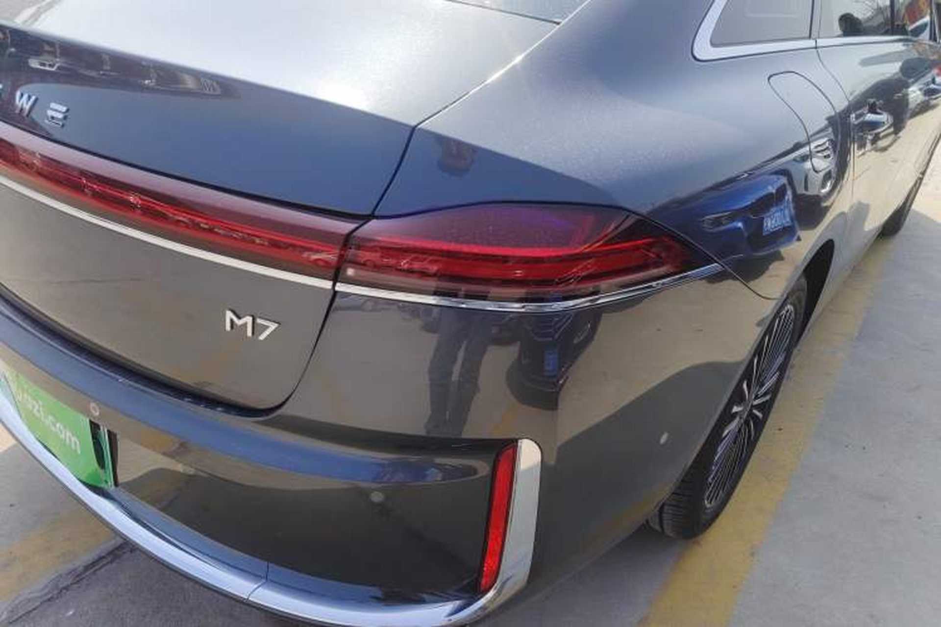Used Roewe M7 DMH 2025 Model 160km Premium Version Right Rear Taillight