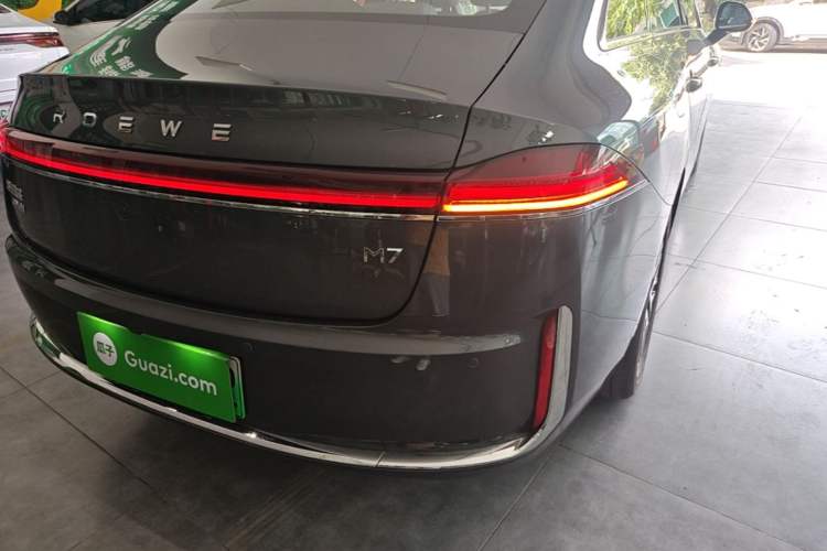 Used Roewe M7 DMH 2025 Model 160km Enjoyment Version Right Rear Taillight