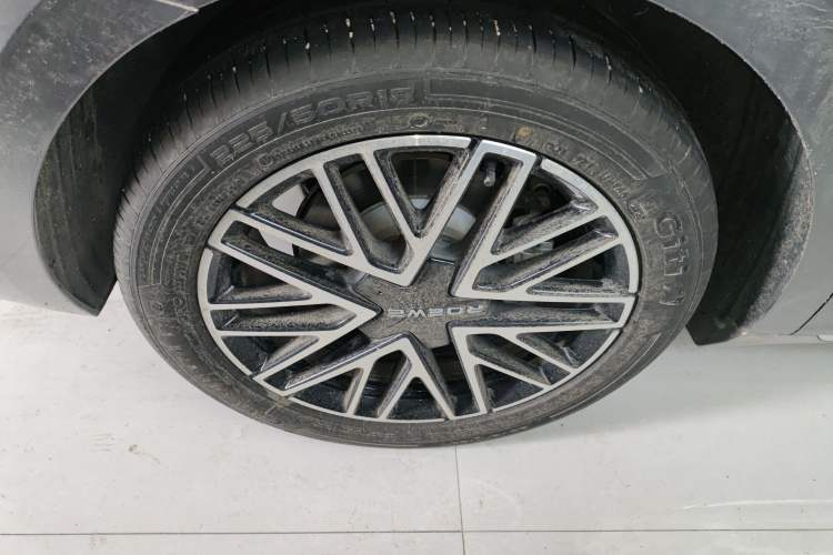 Used Roewe M7 DMH 2025 Model 160km Enjoyment Version Right Rear Wheel Hub