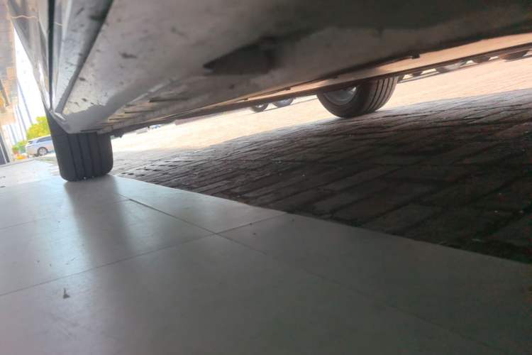 Used Roewe M7 DMH 2025 Model 160km Premium Version Right Side Sill