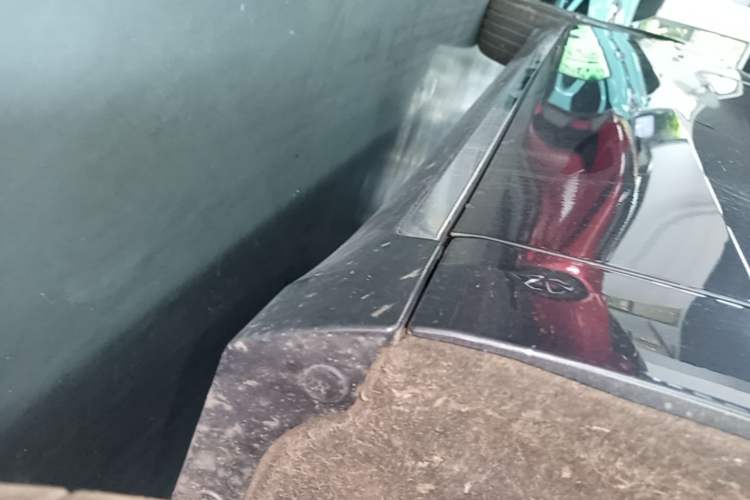 Used Roewe M7 DMH 2025 Model 160km Premium Version Right Side Sill