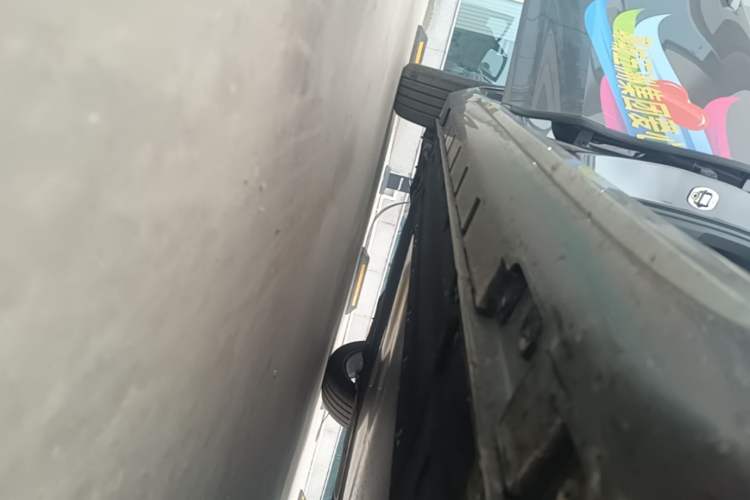 Used Roewe M7 DMH 2025 Model 160km Enjoyment Version Right Side Sill