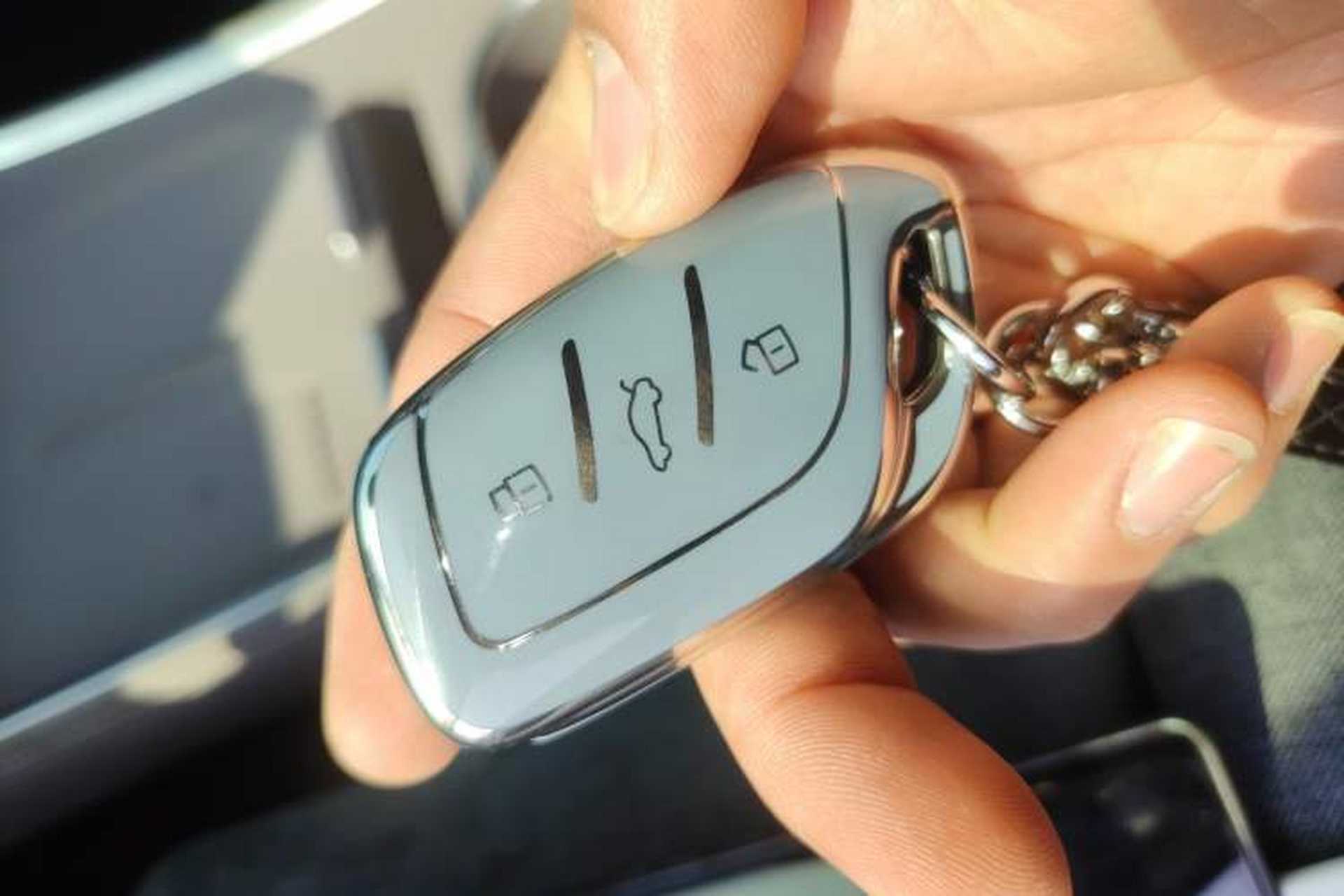 Used Roewe M7 DMH 2025 Model 160km Premium Version Vehicle Key