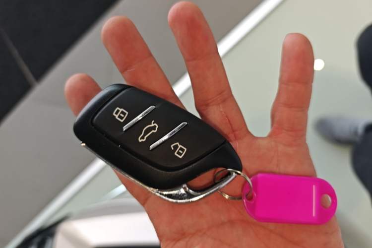 Used Roewe M7 DMH 2025 Model 160km Premium Version Vehicle Key