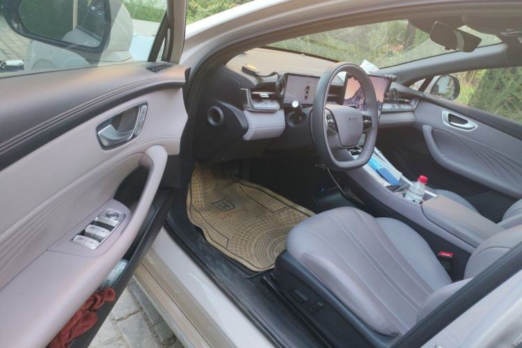 Used Roewe M7 DMH 2025 Model 160km Comfort Version Driver Seat